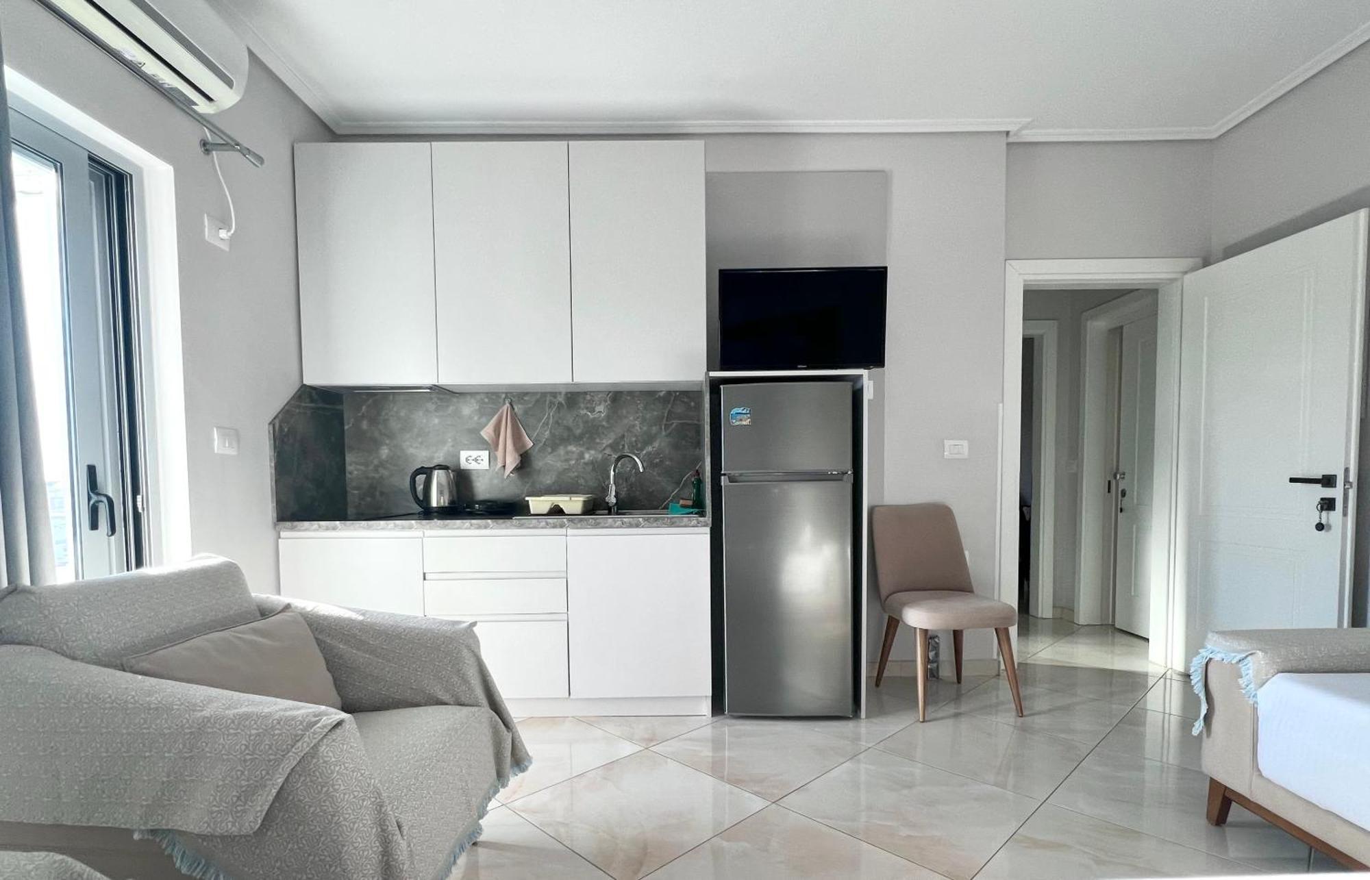 Prestige Home Ксамил Екстериор снимка