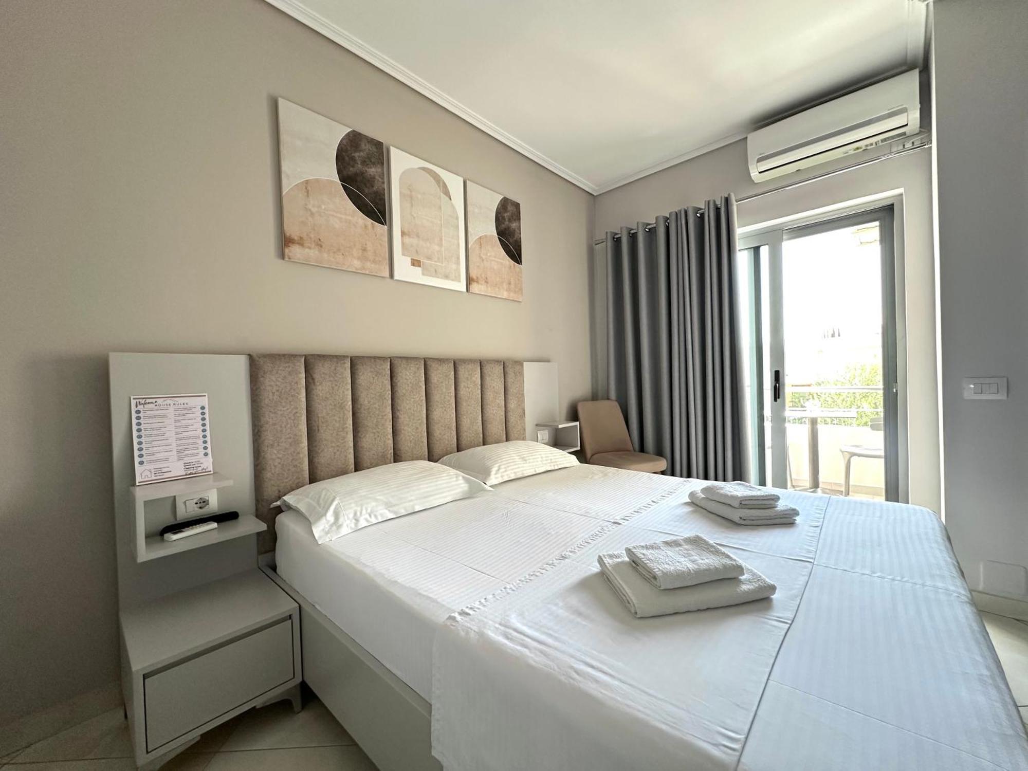 Prestige Home Ксамил Екстериор снимка